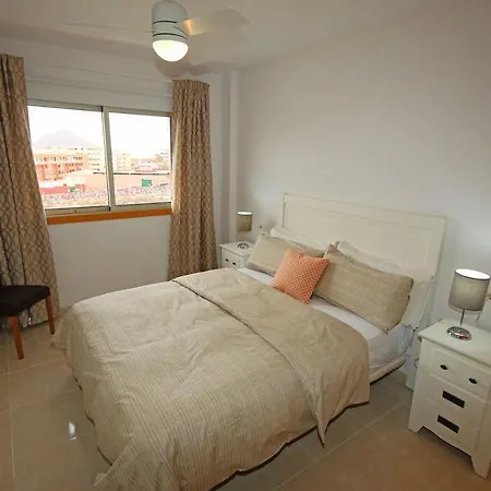 아파트 La Perla By Rentmedano Superb Luxury Duplex, Private Roof Terrace, Ocean View, Pool, Wifi And Parking 엘메다노